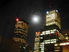 Moon Rise over Toronto Skyline (DSCN1182.jpg)