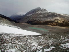 Emerald colored lake from glacier runoff  (DSCN1201.jpg)