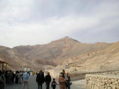 Natural Pyramid in Valley of the Kings (DSCN1437.jpg)