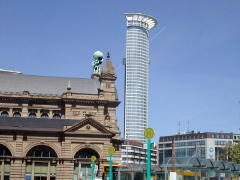 Odd 'half' building outside train station (DSCN0732.jpg)