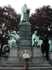 Statue of Luther (DSCN0808.jpg)