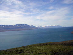 A view of Lake Myvatn and distant glacier (DSCN1699.jpg)