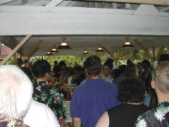 Luau buffet lines (DSCN1041.jpg)